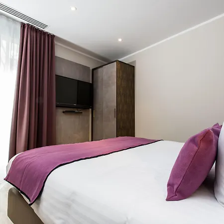 레오나르도 부티크 사그라다 파밀리아 호텔