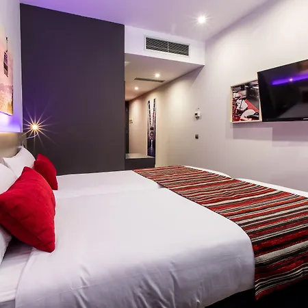 레오나르도 부티크 사그라다 파밀리아 호텔 3*