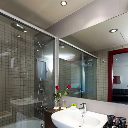 호텔 레오나르도 부티크 사그라다 파밀리아 바르셀로나