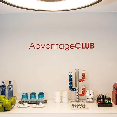 레오나르도 부티크 사그라다 파밀리아 3*