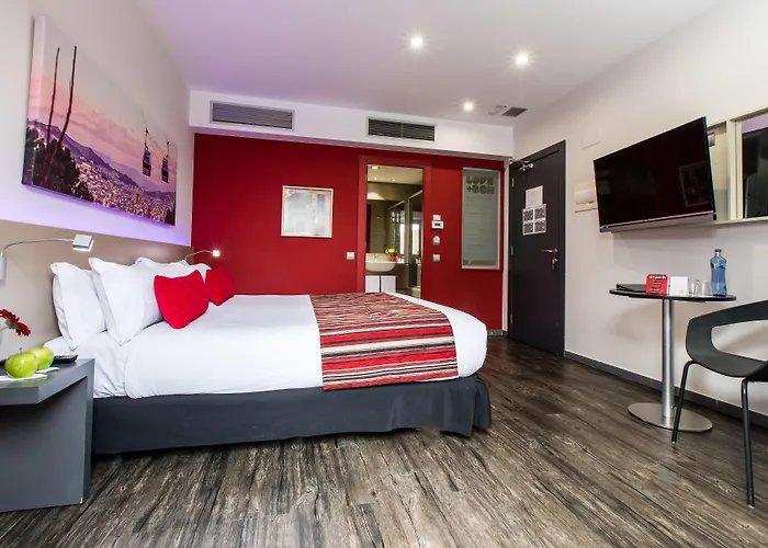 ホテル レオナルド ブティック サグラダ ファミリア 3*