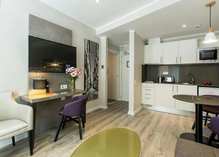 レオナルド ブティック サグラダ ファミリア ホテル 3*