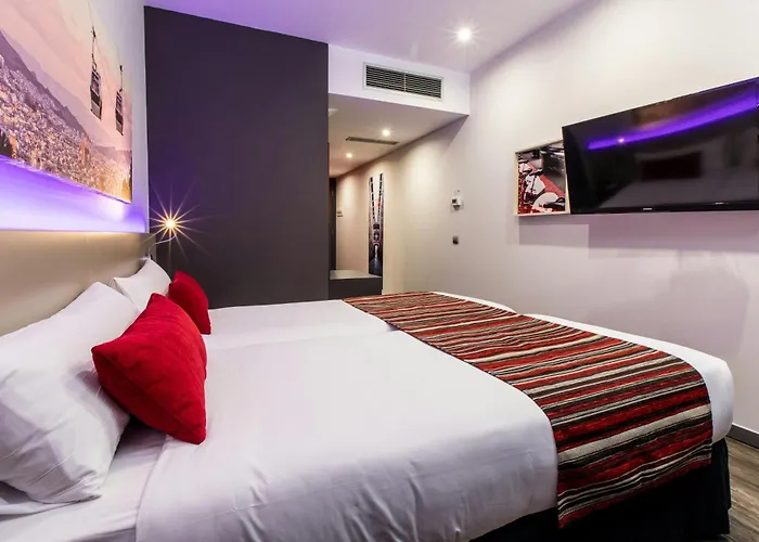 レオナルド ブティック サグラダ ファミリア 3*