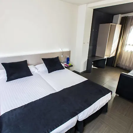 Hotel Leonardo Boutique Sagrada Familia Barcellona